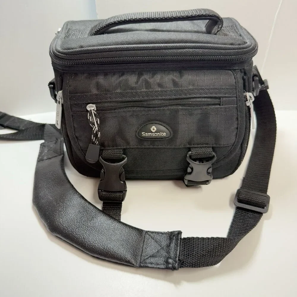Samsonite Shoulder Camera Case Bag With 2 Extra Straps